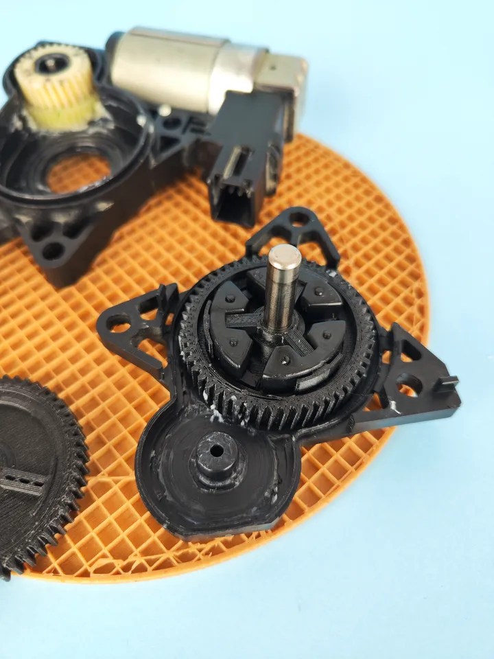 Шестерня мотора стеклоподъемника для Mazda CX7, CX9, RX8, RX3, RX6